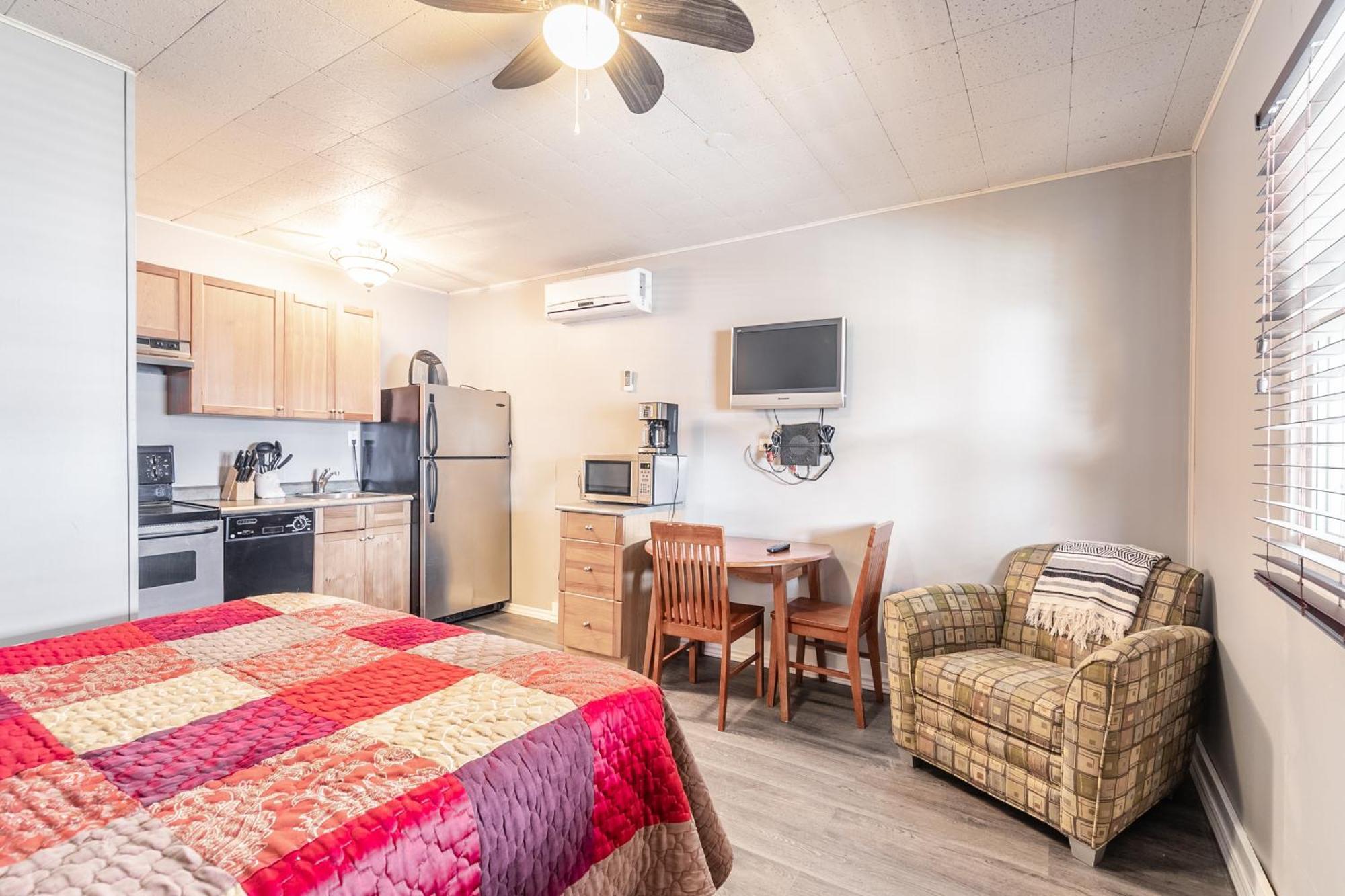 Bayside Cottage Rentals Port Rowan Extérieur photo